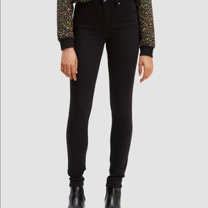 Levi’s 721 High Rise size 28